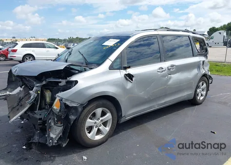 2011 Toyota Sienna Le V6 из США, поврежденный, VIN 5TDKK3DC3BS087949